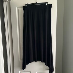 Gloria Vanderbilt Black Asymmetrical Maxi Skirt